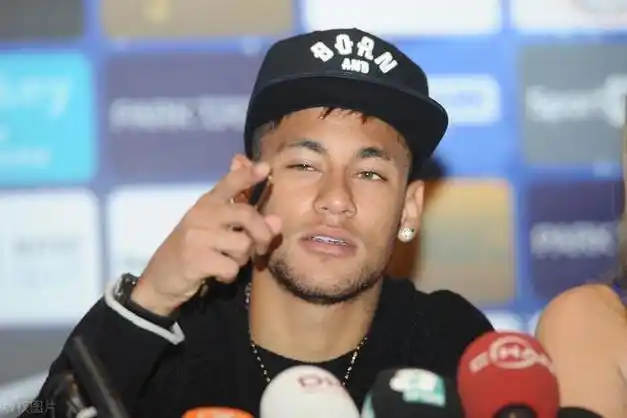 内马尔巴萨生涯5大名言:我不是梅西的附属品,我已是世界最佳|里奥梅西