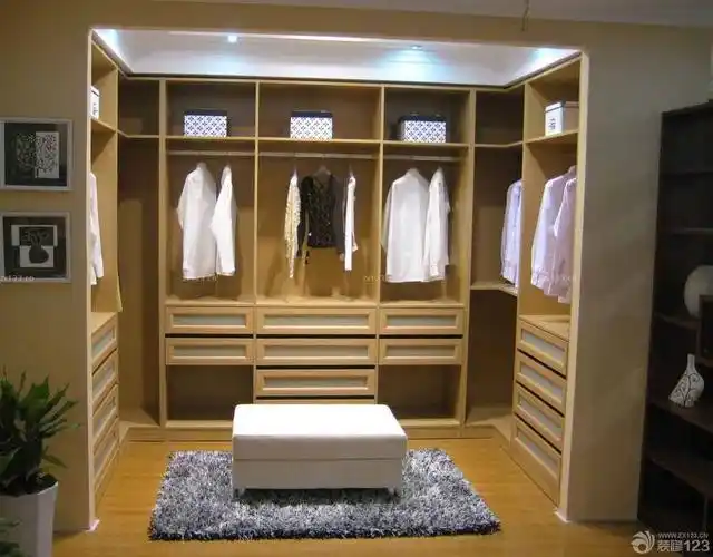 独立衣帽间步入式衣柜装修图片大全