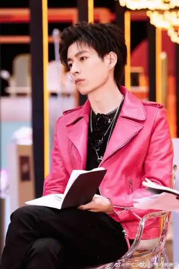 c  关注 保安xph  4月10日 09:43 来自 文韬stefan超话 文韬stefan