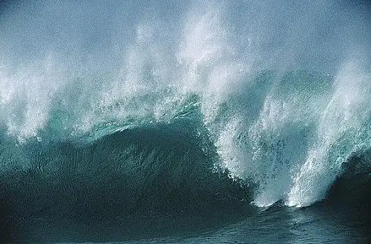 蓝色的大海图片