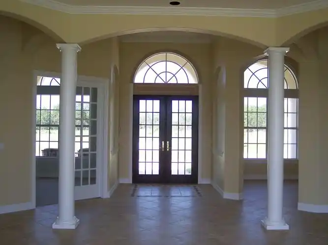 欧式别墅罗马柱大气豪华玄关装修效果图