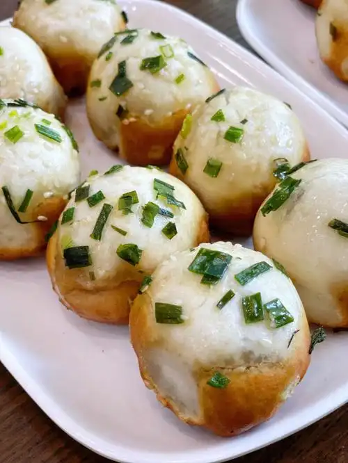 贵吗在苏州平江路附近的生煎包21个