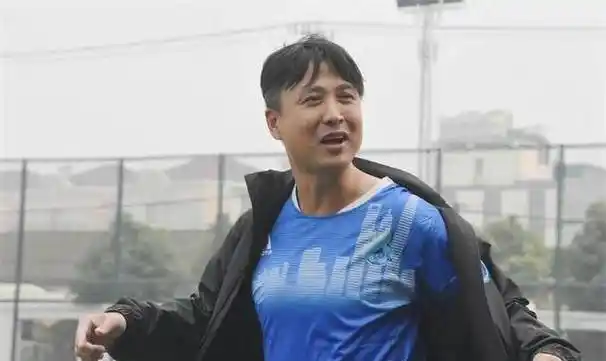国足名宿祁宏:涉假让球坐牢5年,出狱后浪子回头,重新开始生活