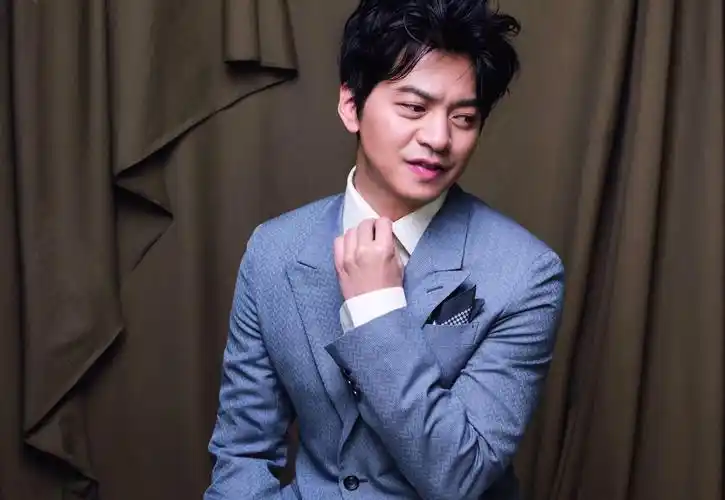 p>李健,1974年9月23日出生于黑龙江省哈尔滨市,中国内地流行乐男歌手