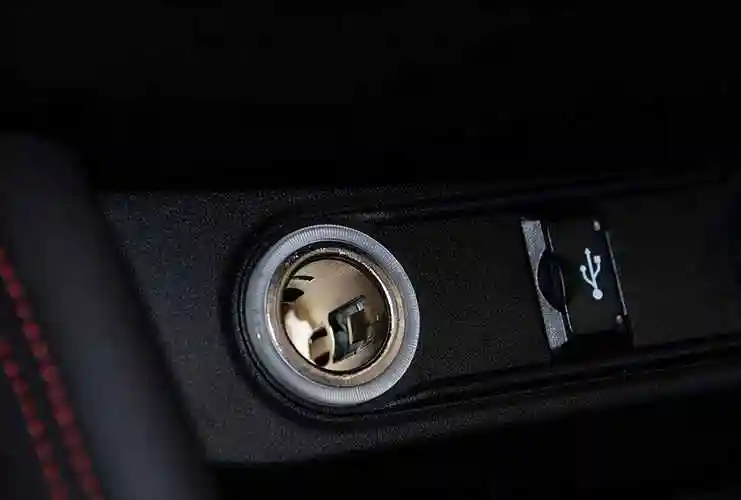 点烟器怎么用汽车点烟器怎么使用