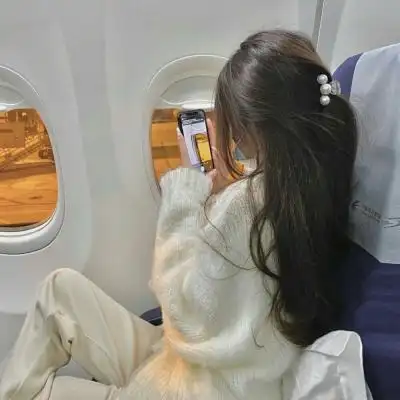 不露脸的女生头像