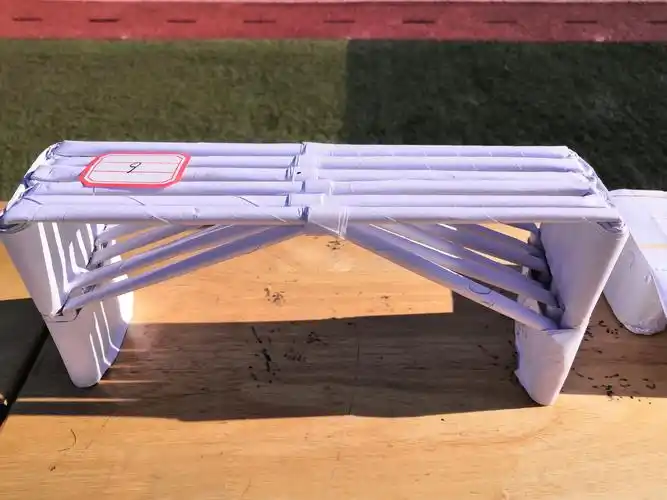 "爱创"科技节之莲心级部"纸桥设计大赛"