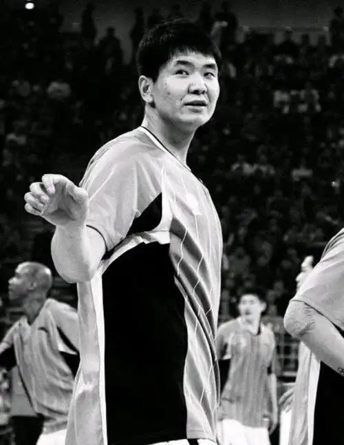 年仅30岁!前北京首钢男篮韩崇凯"虎子"因病去世!