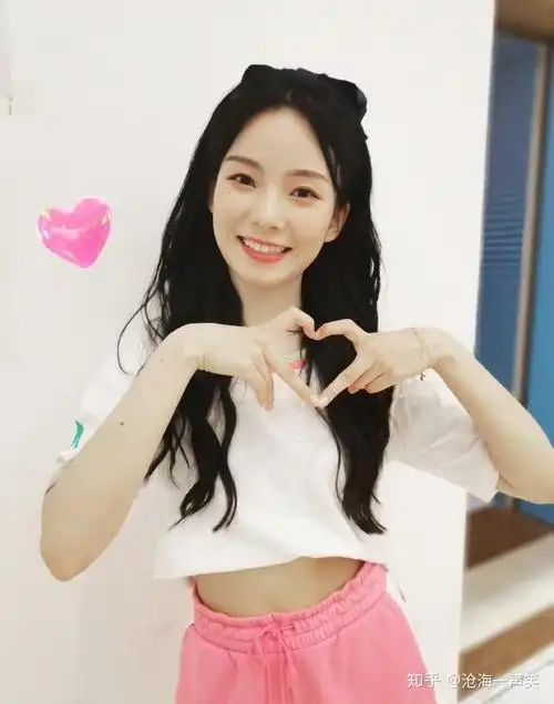 名门泽佳:创造营学员"520"花式比心,你更pick哪个小姐姐?