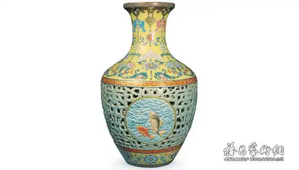 清乾隆年代古董花瓶