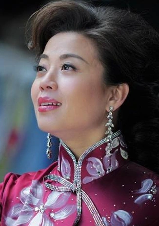 52岁的张也为何至今单身看完她的经历一般人确实不敢娶