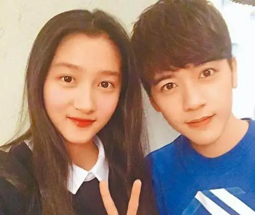 鹿晗喜欢关晓彤吗 关晓彤的绯闻男友都有谁