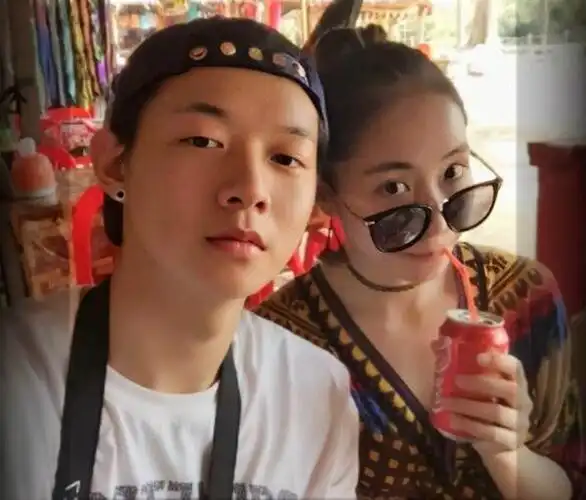 陈露或因敲诈勒索被判十年以上知情人爆料霍尊将启动民事诉讼