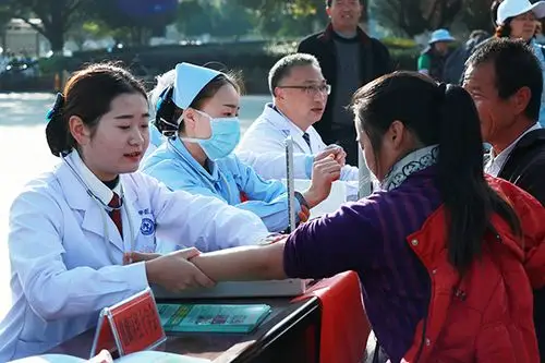 关爱两性健康·曲靖爱德华医院免费义诊