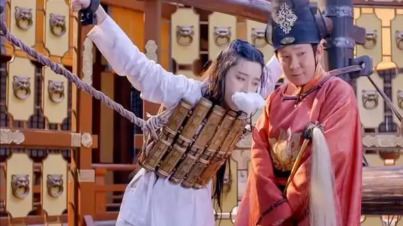 古代的酷刑太残忍了,折磨人还不能出声,手段简直惨绝人寰!