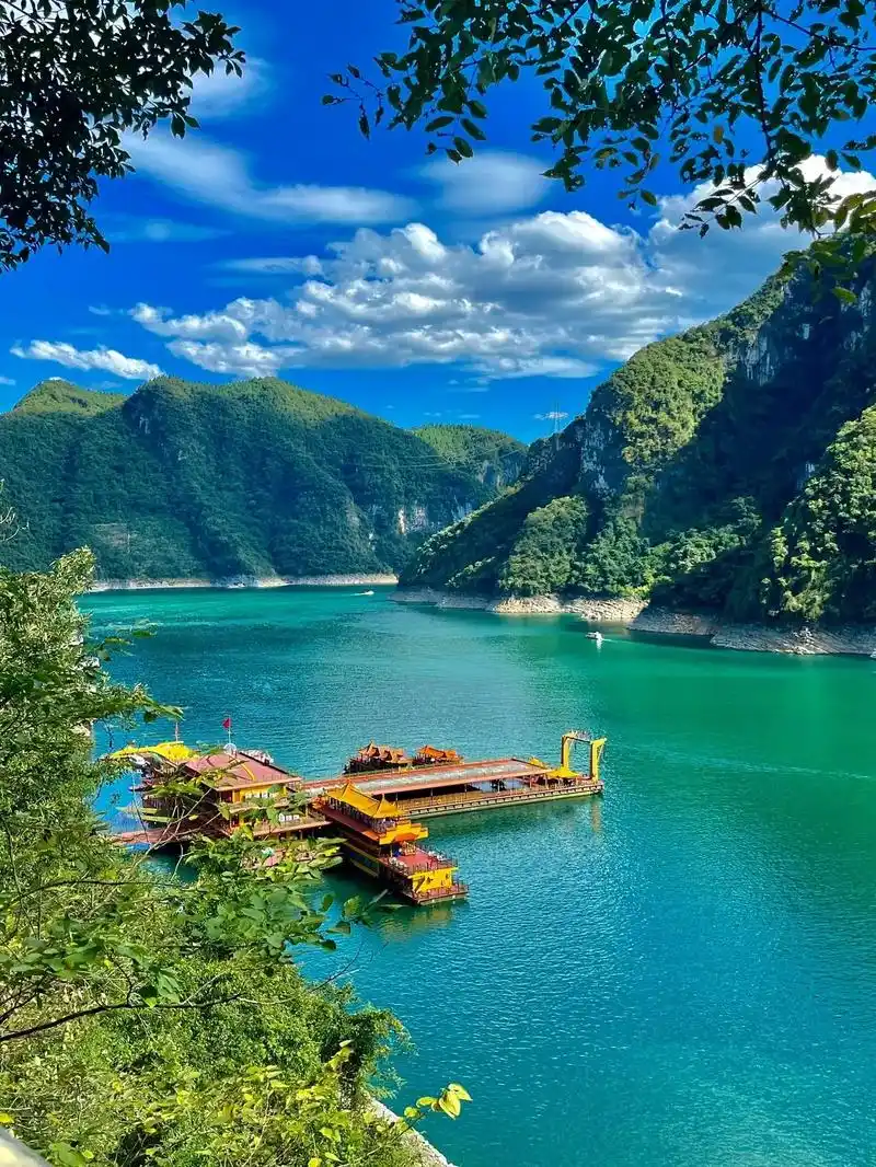 湖北长阳清江画廊风景区