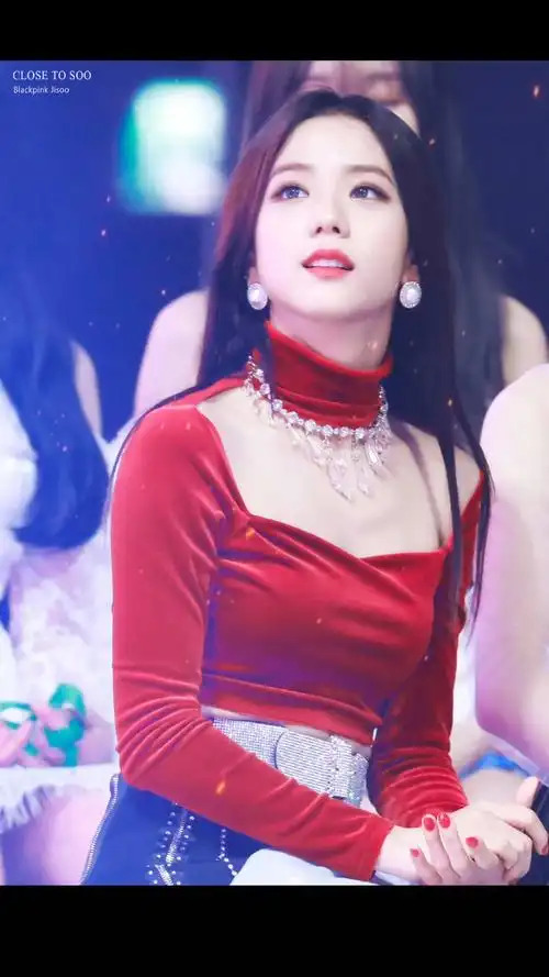 jisoo丨红衣公主美艳动人78