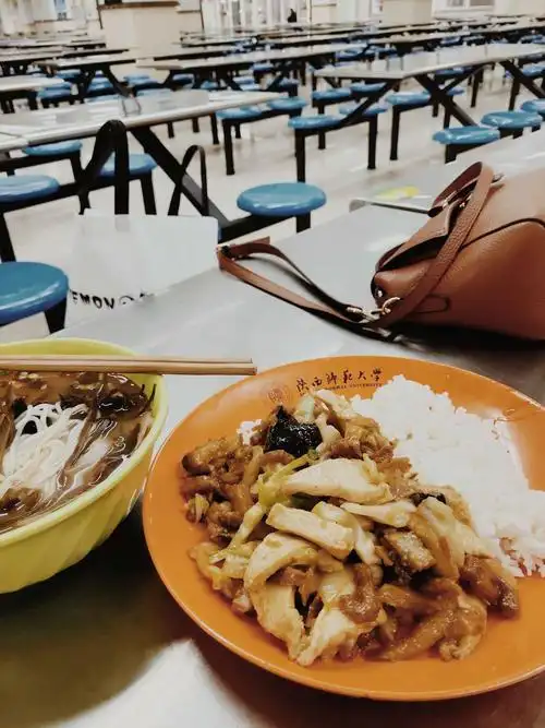 踏秋之陕西师范大学