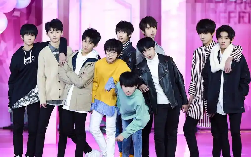 【tf家族】星期五练习生《台风十子时期》合集_哔哩哔哩_bilibili