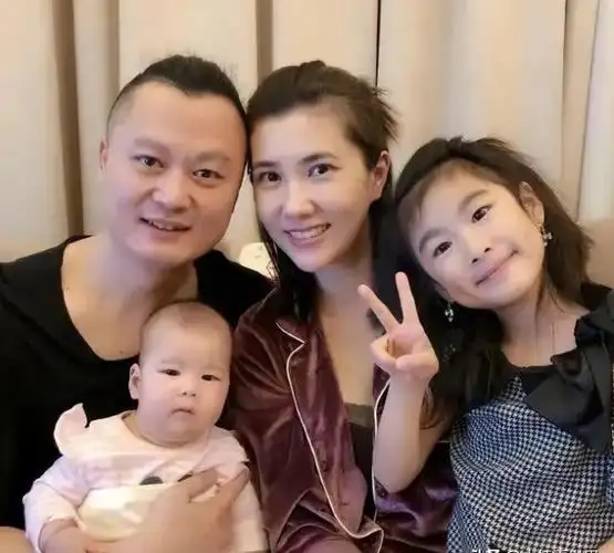 《正阳门下》也捧不红的四个女演员:有人声名狼藉,有人退居幕后