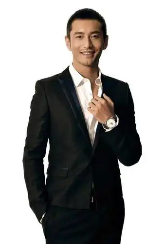 黄晓明帅气圆寸