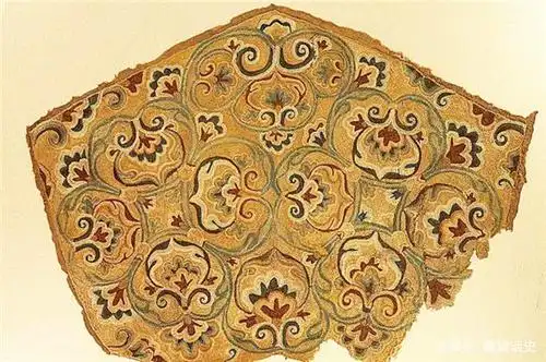 浅谈唐代传统服饰图案纹样在插画中的运用