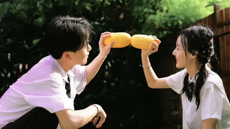 电脑壁纸 节日 情人节 抖音很火的七夕情侣