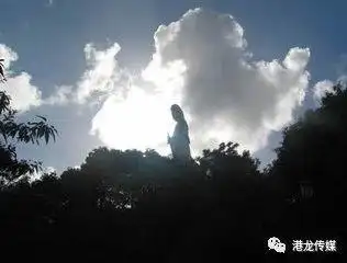 观世音菩萨显圣,千古难遇!来源:网络版权归原作者