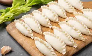 现已形成手工水饺,煎饺,馄饨,特色汤包等产品系列,也可以提供各种馅料