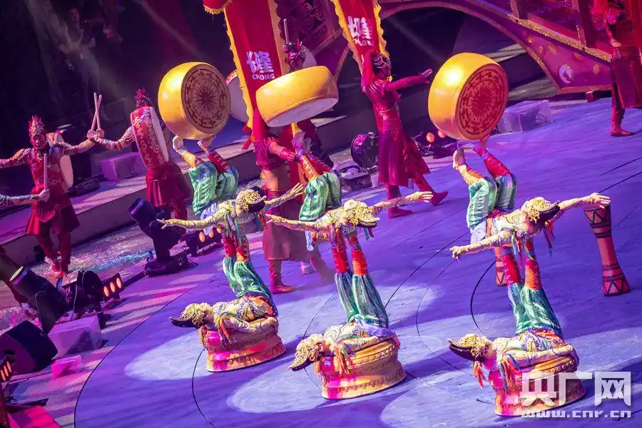 开幕式现场表演(央广网记者 郭翔宇 摄)