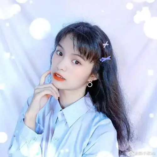 互粉[超话]#有一起互粉的小姐妹嘛 在线等 . 来自陈小欣kk - 微博