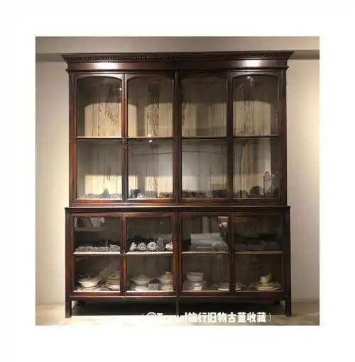 19世纪英国殖民缅甸时期古董柚木展示柜
