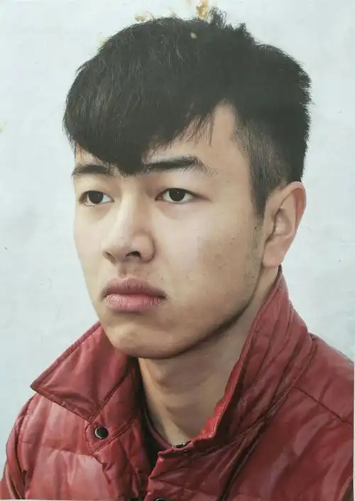 帝4画室高老师素描照片写生全过程