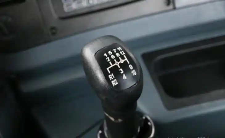 从重型卡车的档位看门道