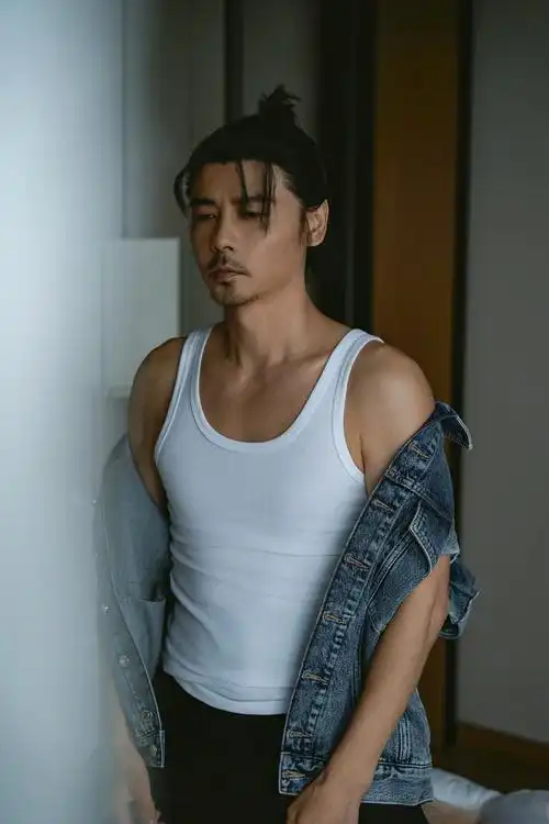 打戏丝滑全靠练,生活糊口就靠炭,今日上映,我是张晋也是田安邺!