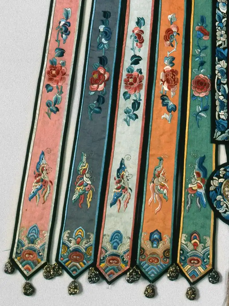 古代审美,清代凤尾裙上的龙凤纹  97凤尾裙:据清代李斗所著《扬州