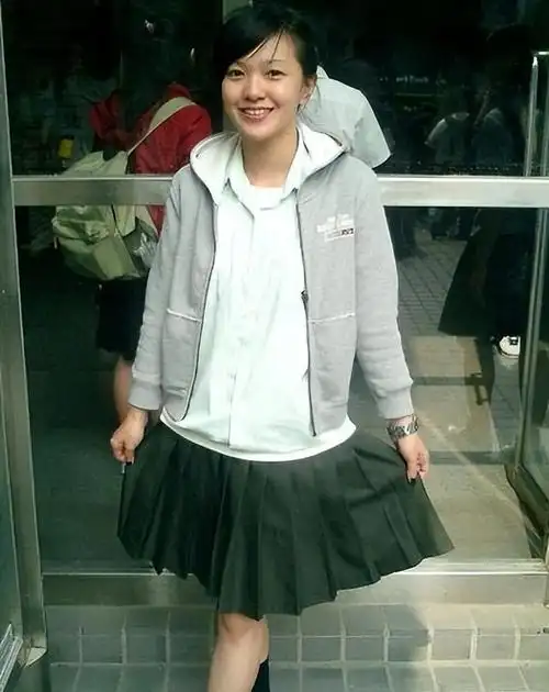 才女郭采洁和杨幂热吻因郭敬明走红36岁依旧未婚