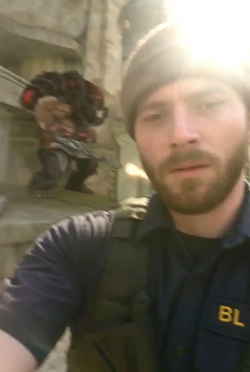 明知我们不适合 却仍要坚持守护你一局.#奥摩大帝 #cf大哥