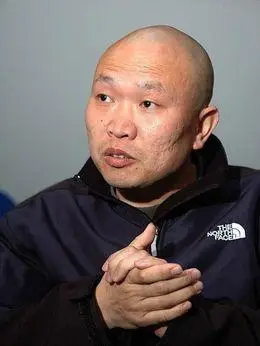 刘梦阳龚朝饰演水落石出演员表中全部演员角色共计有 4 个.