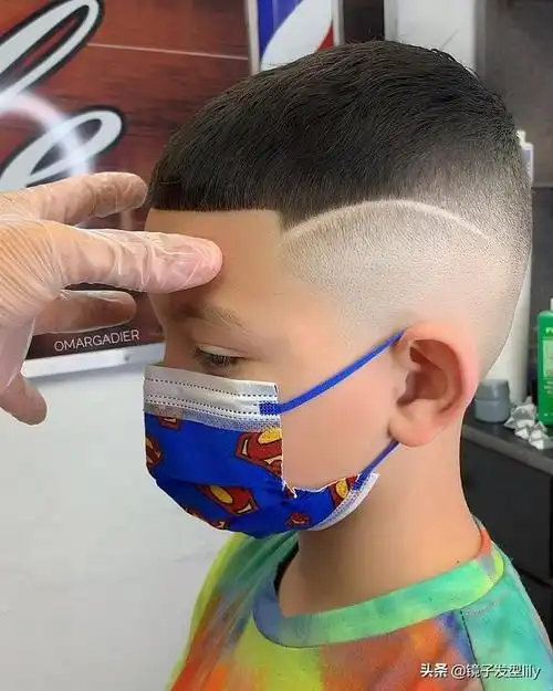 为主比较好,所有的寸头都可以,而发型可以分为寸头,圆寸头和毛寸头,也