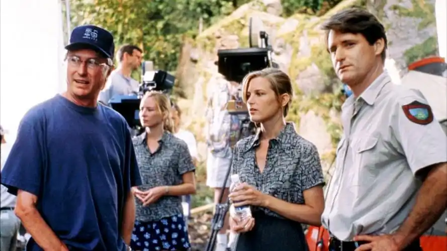 推荐一部非常好看的电影《史前巨鳄》