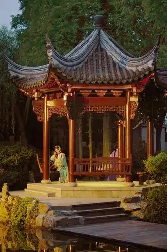 实景园林昆曲《牡丹亭》再现朱家角课植园