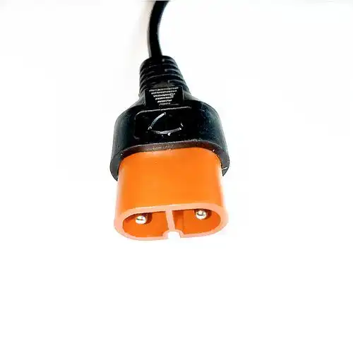 纯铜产品产地:浙江产品名称:电动车充电器转换插头产品价格不含税