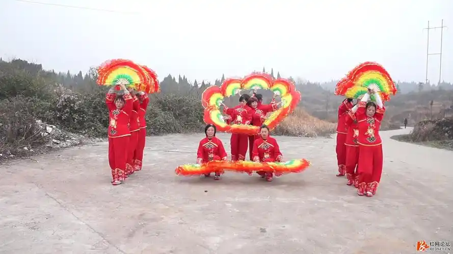 [2017随走随拍第四季] [原创首发]《开门红》扇子舞白仓竹元舞队剧照