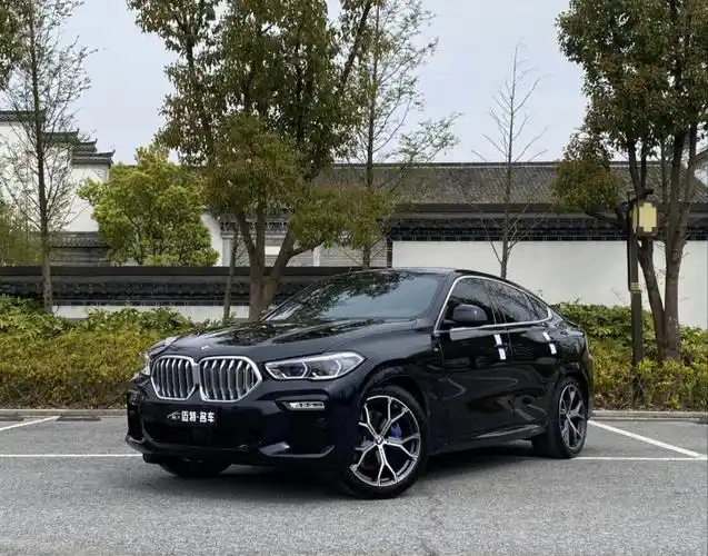 21款宝马x6改款xdrive40i尊享型m运动套
