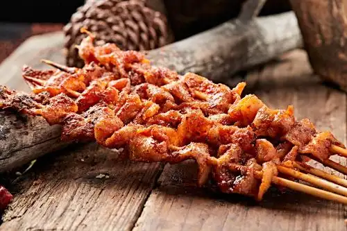 美味串烤鸡皮 美味佳肴
