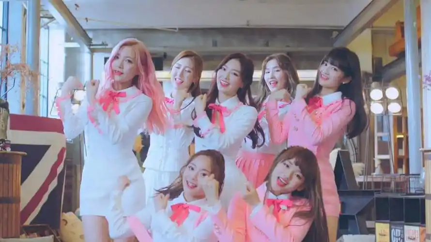 美颜新女团saturday出道曲《mmook jji bba》mv首播