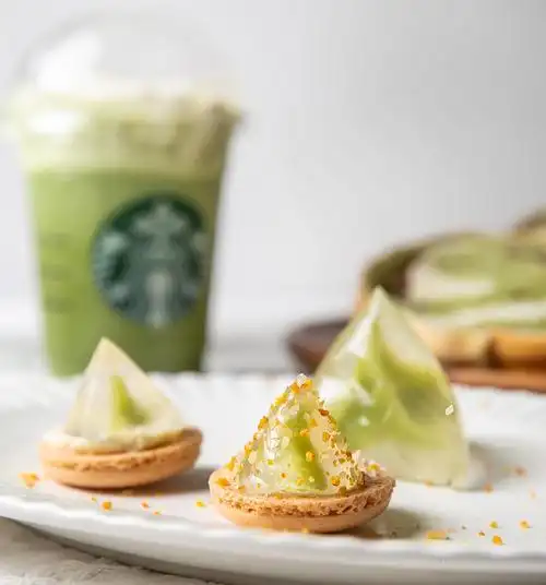 星巴克上新星冰粽凤梨花椒馅粽子跳跳糖粽子