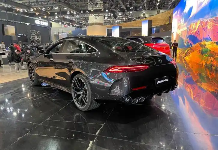 外观内饰小改零百加速45s奔驰amggt50四门轿跑售价9848万