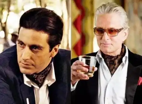 《教父》,《华尔街》中的男演员阿尔帕西诺,道格拉斯都有戴领巾的造型